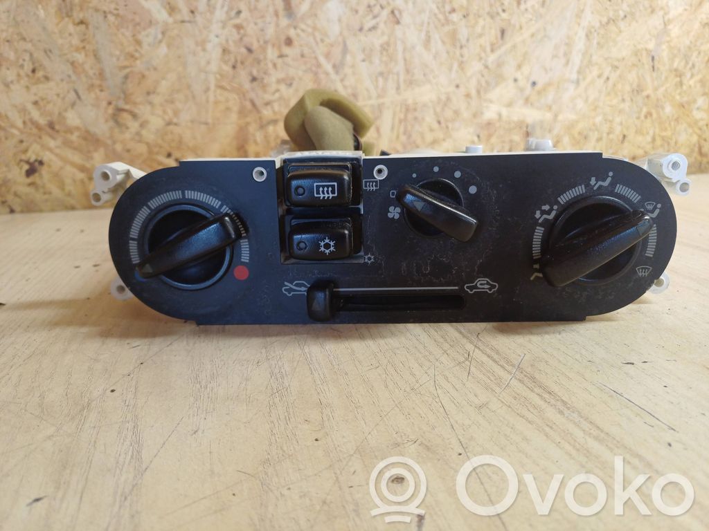 Mitsubishi Colt Climate control unit 