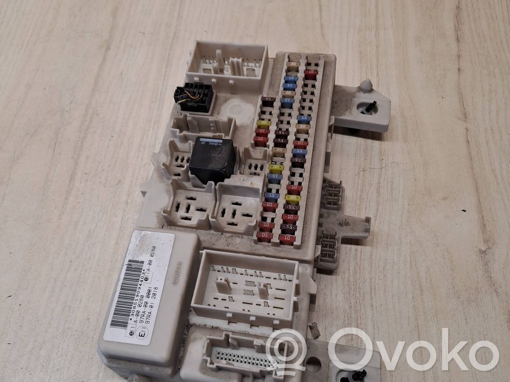 Ford Focus Fuse module 