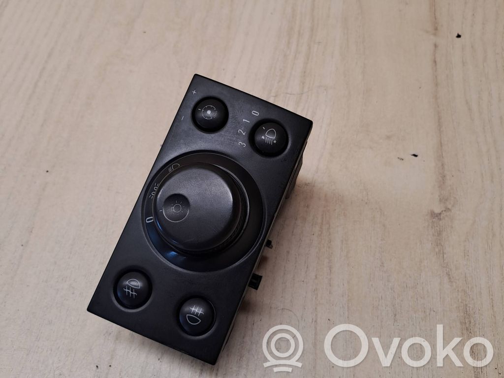 Opel Vectra C Light switch 