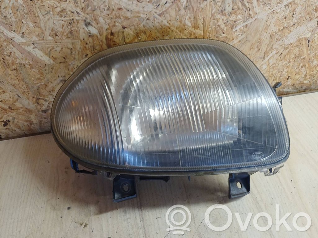 Renault Clio II Scheinwerfer 