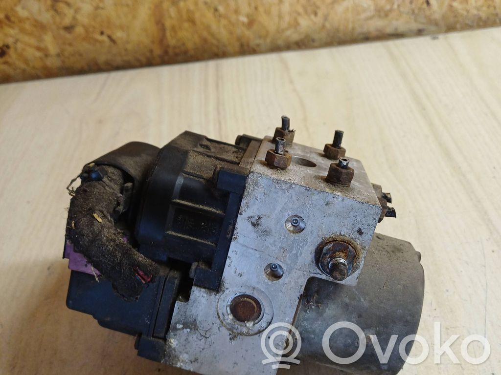 Opel Corsa C ABS bloks 