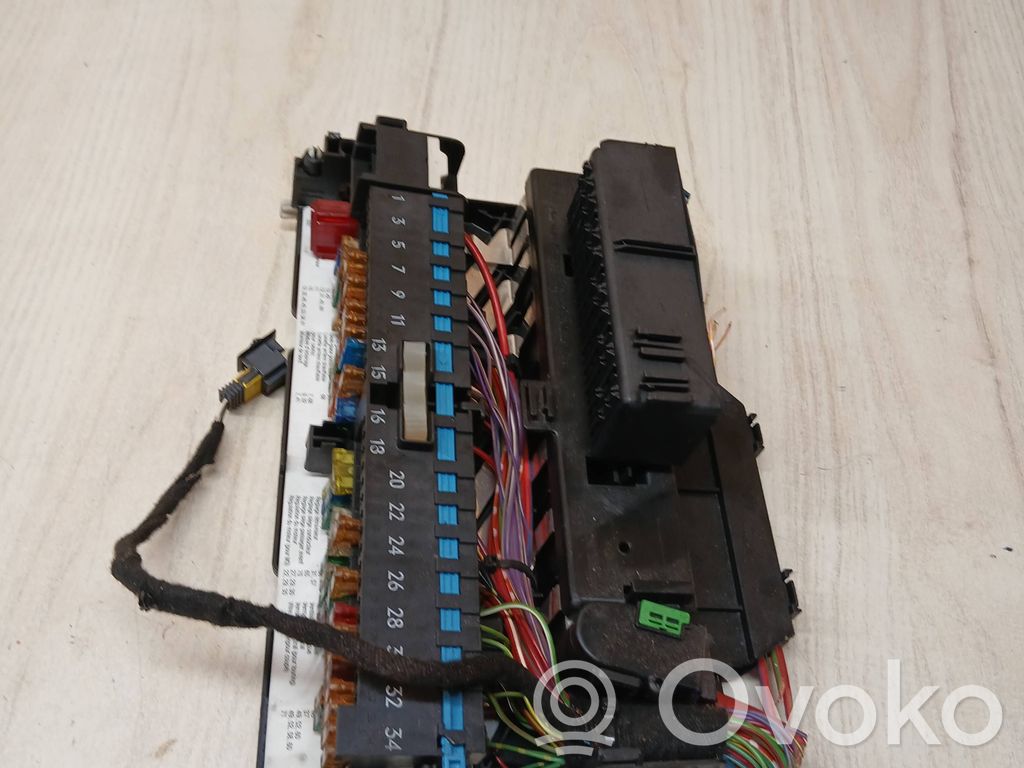 BMW 3 E46 Fuse module 