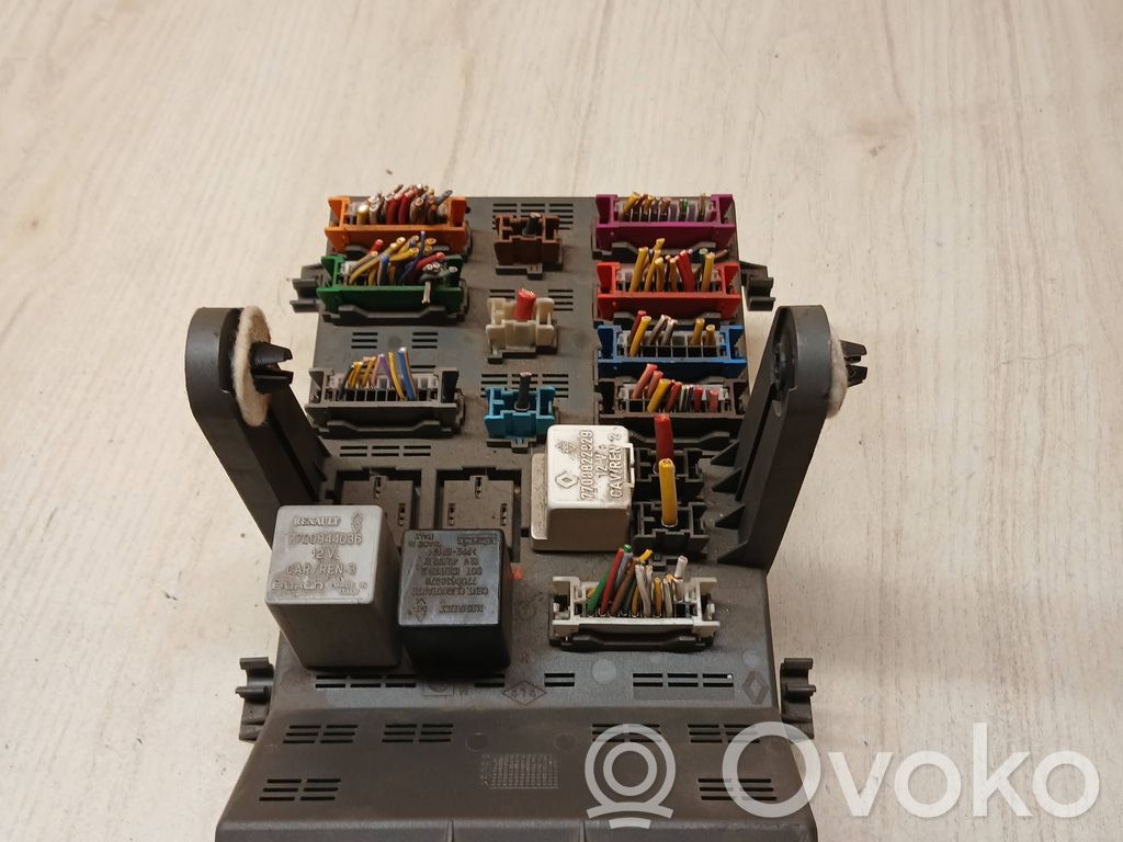 Renault Laguna I Fuse box set 