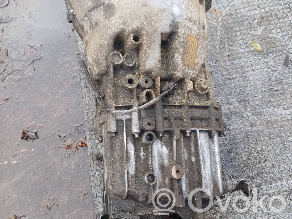 BMW 3 E46 Mechaninė 5 pavarų dėžė 