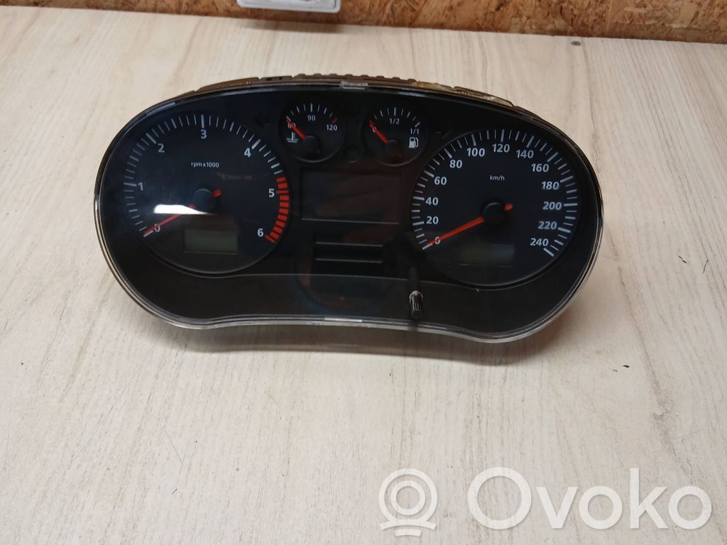 Seat Leon (1M) Licznik / Prędkościomierz 