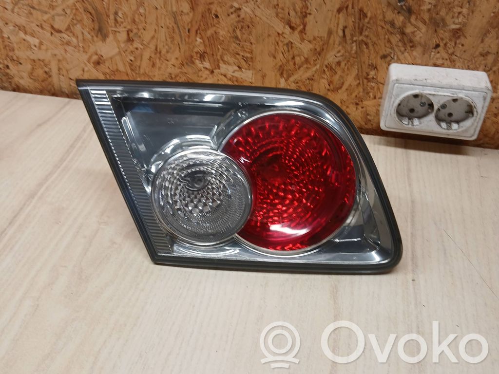 Lampy tylnej klapy bagażnika   2TZ950140