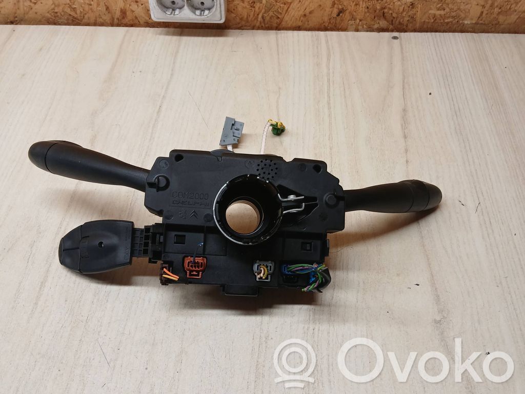 Peugeot 307 Interruptor/palanca de limpiador de luz de giro 