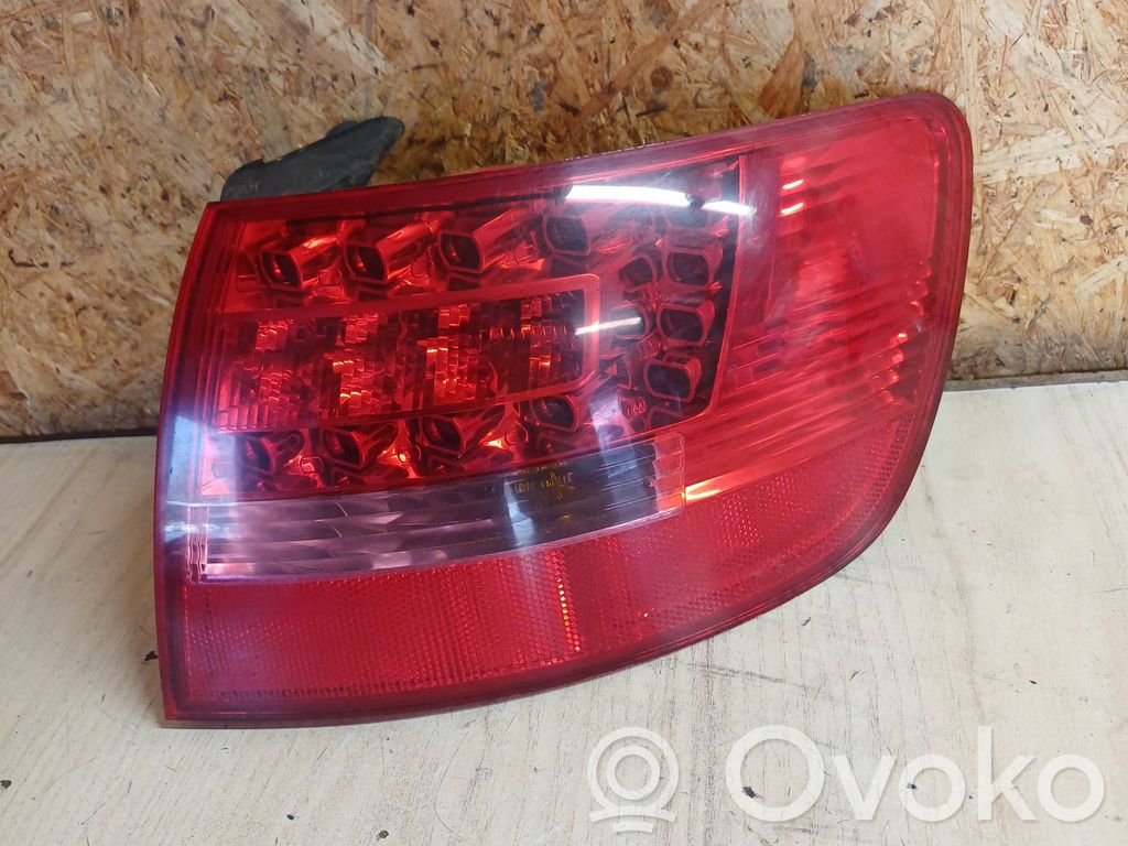 Audi A6 S6 C6 4F Rückleuchte Heckleuchte 