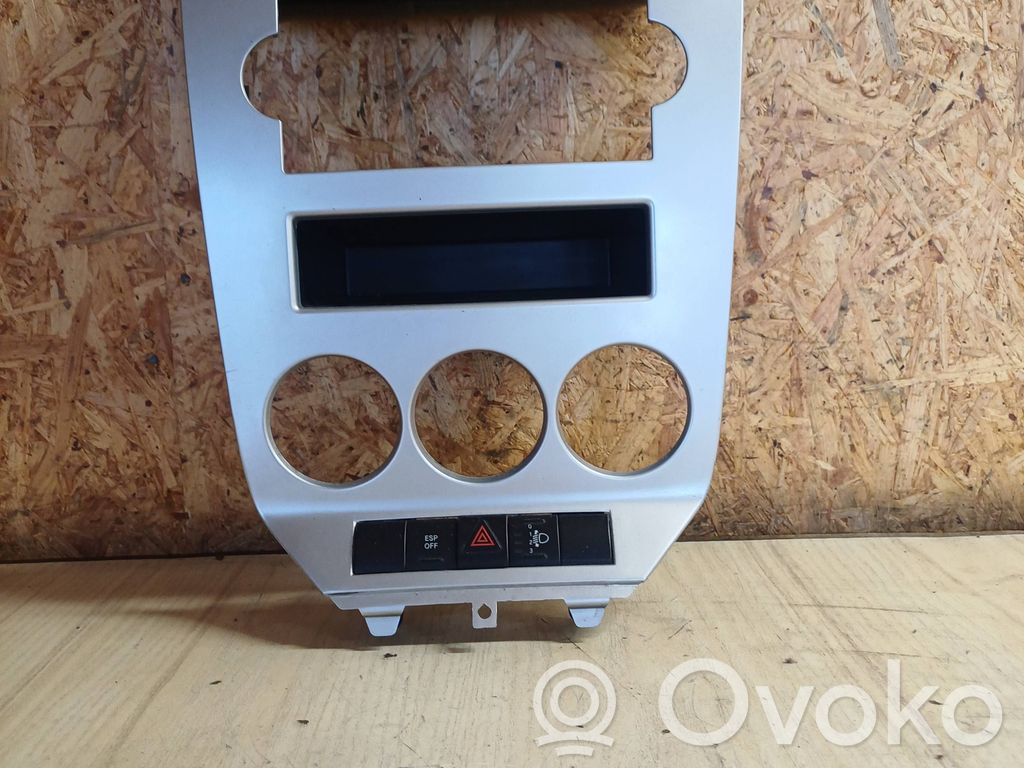 Dodge Caliber Console centrale, commande chauffage/clim 