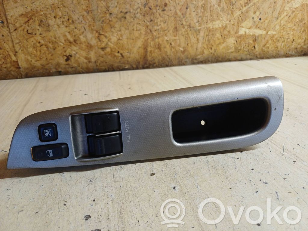 Toyota Corolla E120 E130 Electric window control switch 