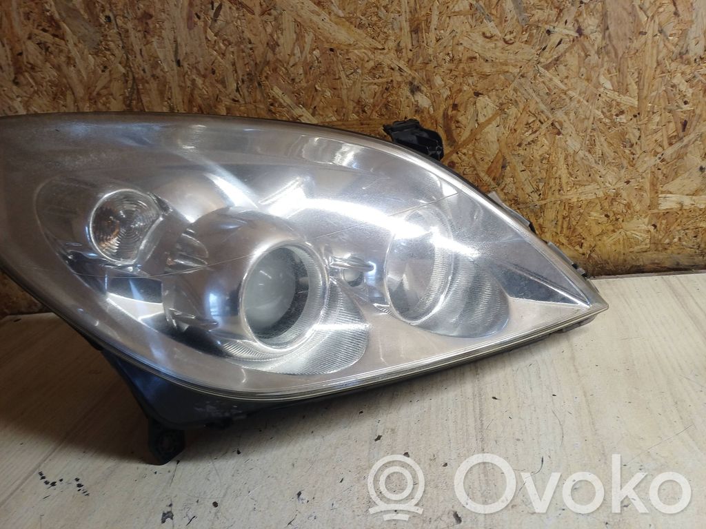 Opel Vectra C Lampa przednia 