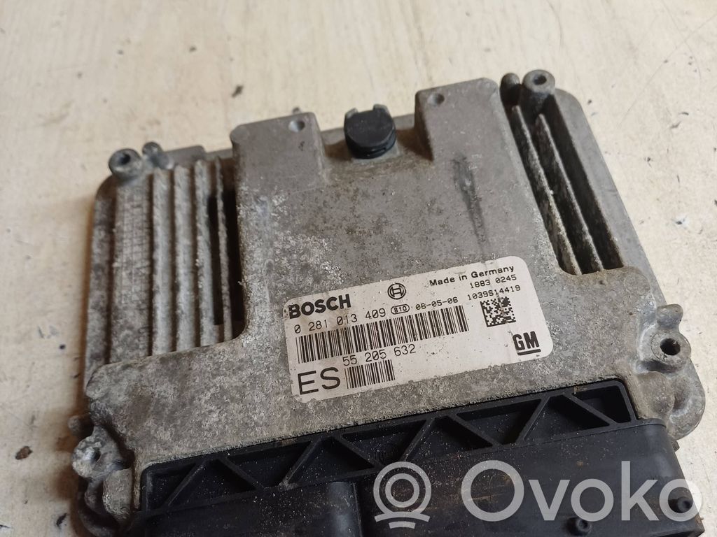 Opel Vectra C Engine control unit/module 