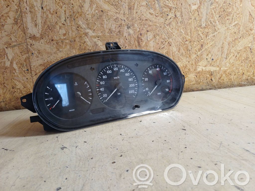 Renault Megane I Vitezometru (grup de instrumente) 