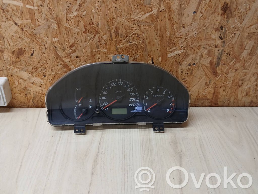 Mazda 323 F Speedometer (instrument cluster) 