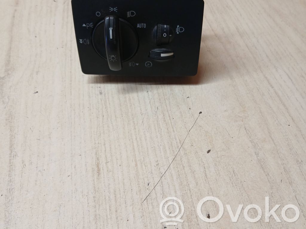 Ford Focus C-MAX Light switch 