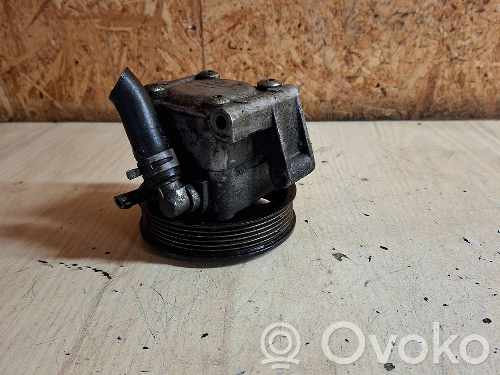 Ford Focus Power steering pump 