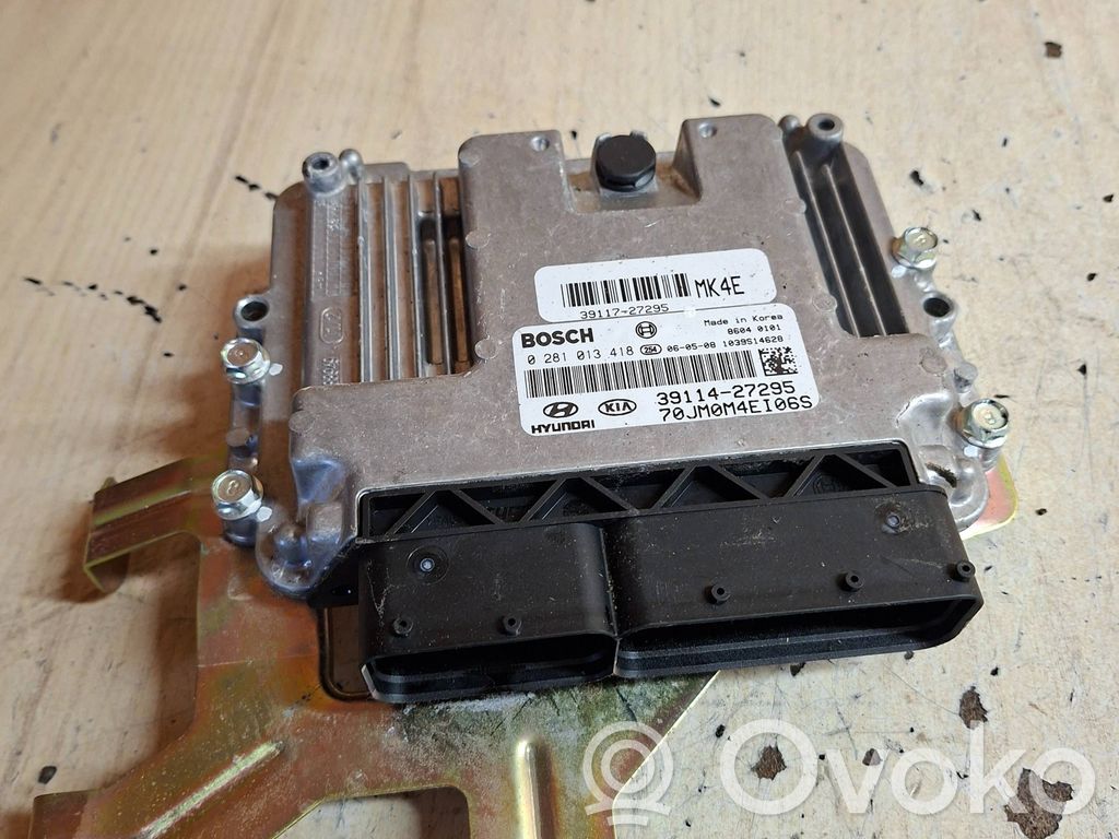 Hyundai Tucson JM Engine control unit/module 