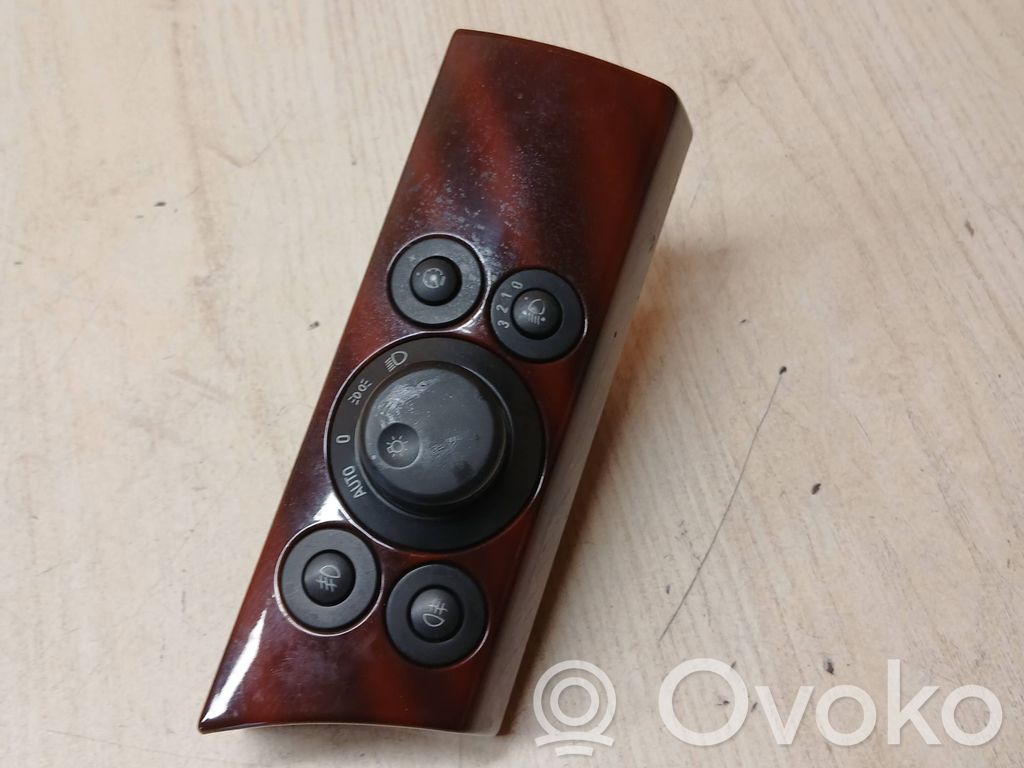 Opel Astra H Light switch 