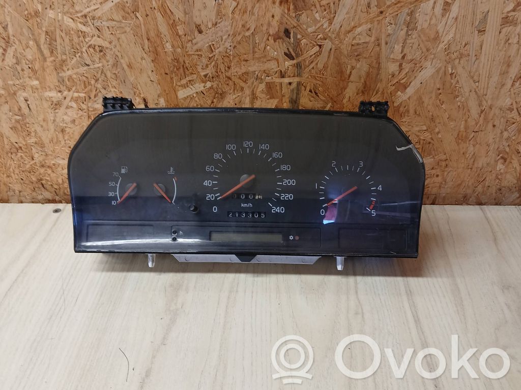 Volvo S70  V70  V70 XC Speedometer (instrument cluster) 