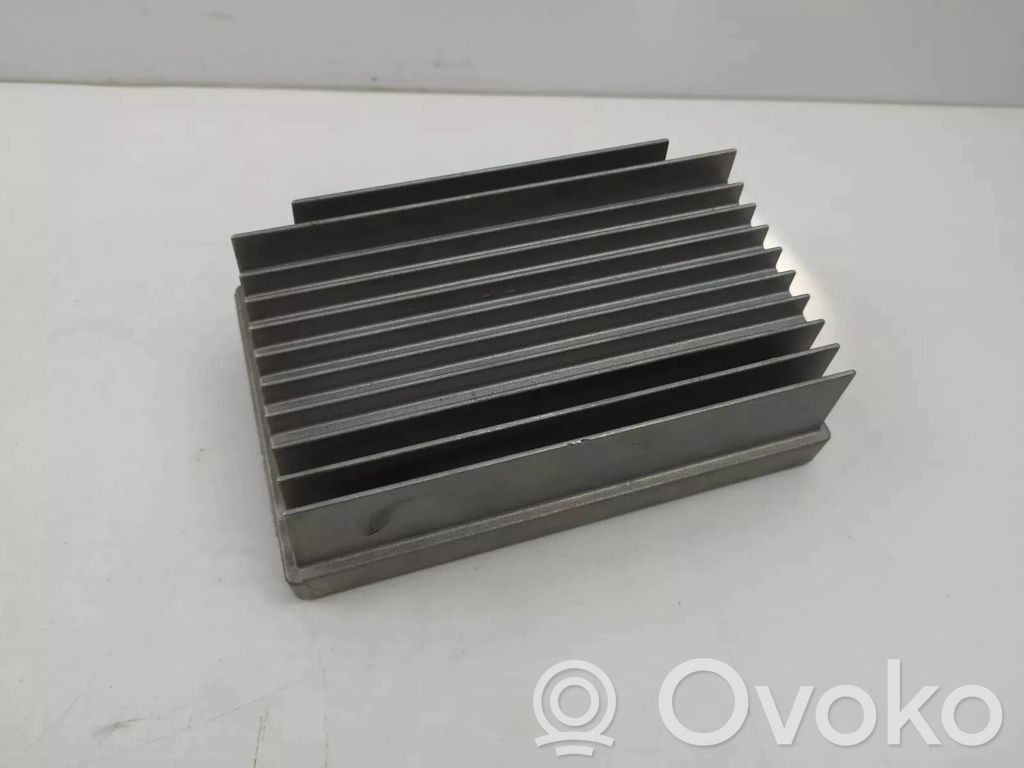 BMW 3 F30 F35 F31 Garso stiprintuvas 