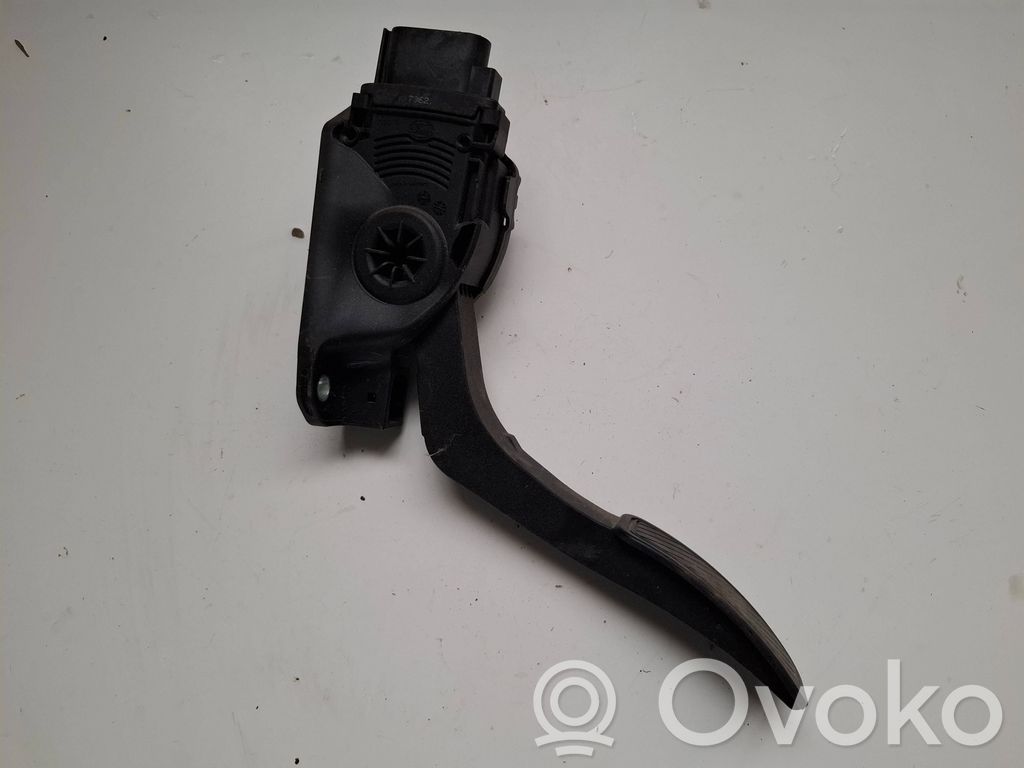 Akceleratoriaus pedalas   8V219F836AB,C95YE01,6PV00951720
