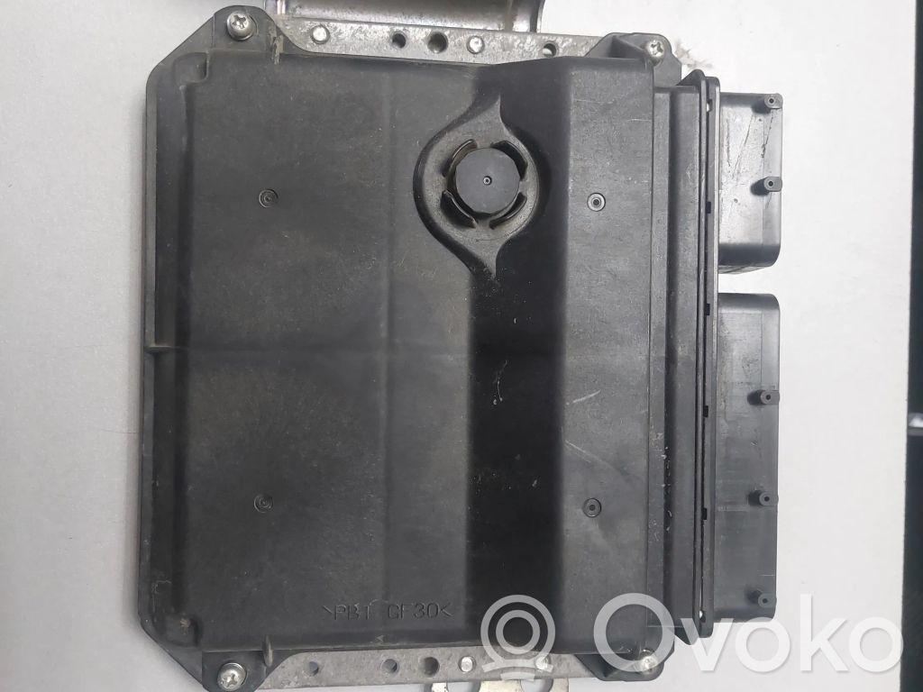Toyota Auris 150 Engine control unit/module 