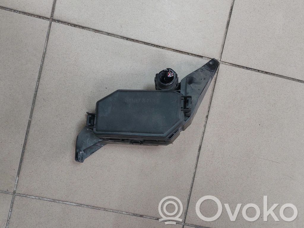 Toyota Corolla E210 E21 Juego de caja de fusibles 