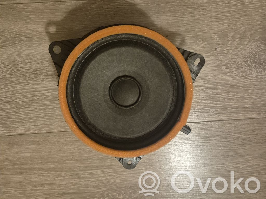 Toyota Corolla E210 E21 Etuoven kaiutin 