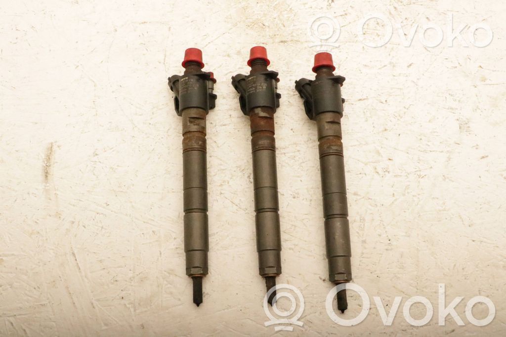 Volvo V70 Wtryskiwacze / Komplet 