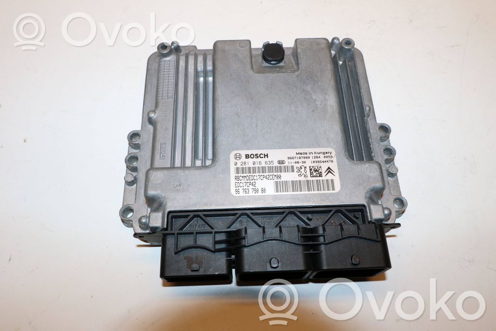 Citroen C5 Engine control unit/module 