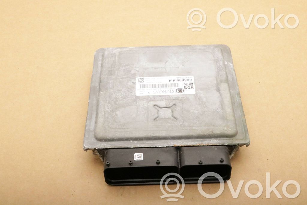 Skoda Octavia Mk2 (1Z) Engine control unit/module 