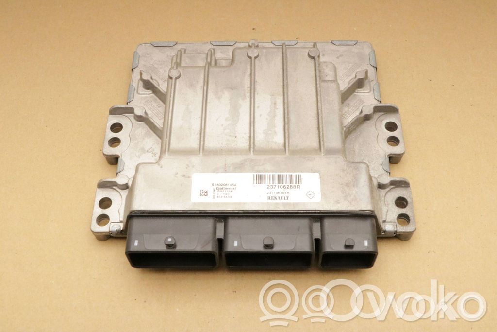 Renault Megane III Engine control unit/module 