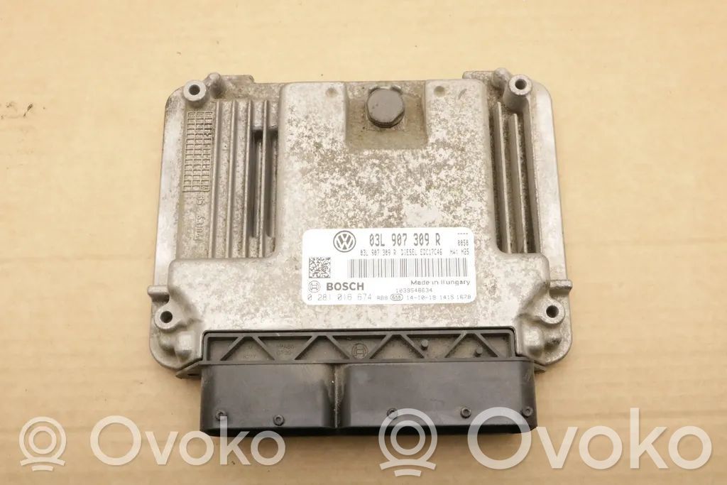 Volkswagen Caddy Sterownik / Moduł ECU 