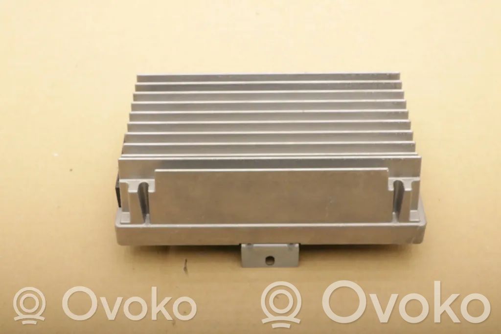 BMW 3 F30 F35 F31 Sound amplifier 