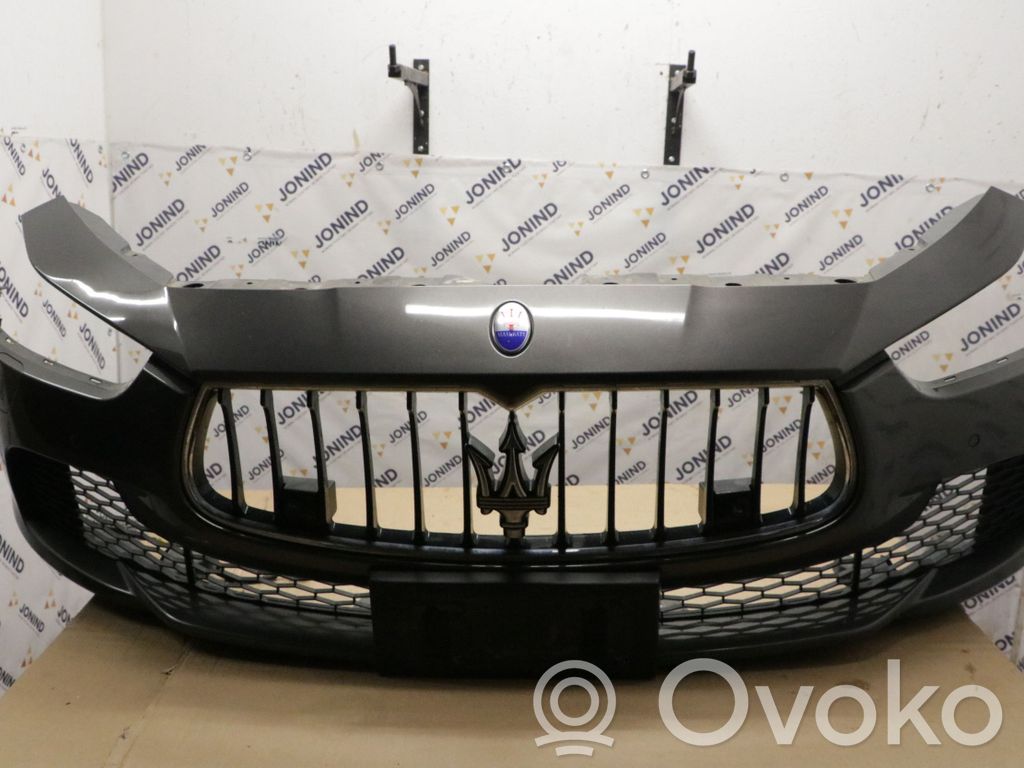 Maserati Ghibli Zderzak przedni 