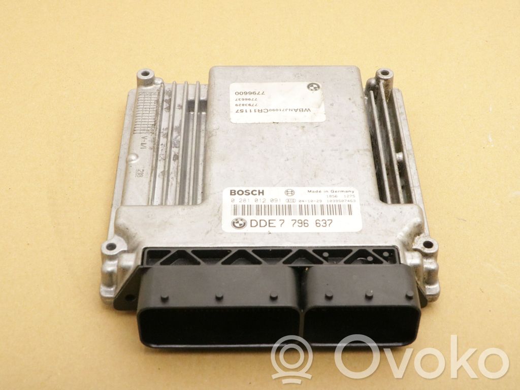 BMW 5 E60 E61 Engine control unit/module 