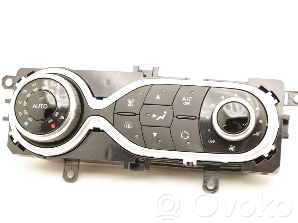 Renault Clio IV Climate control unit 