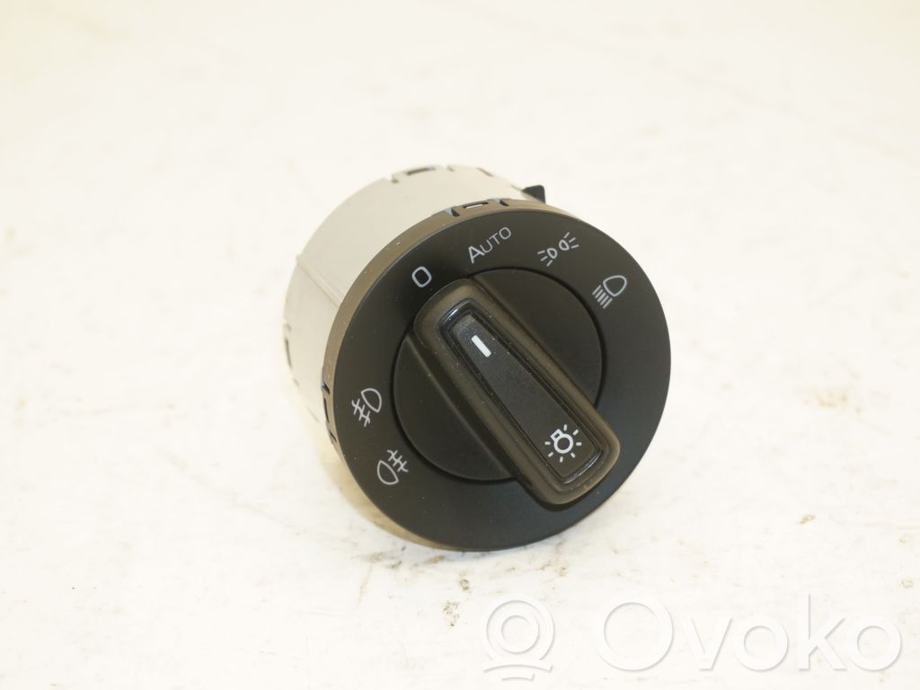 Peugeot 208 I Interruptor de luz 
