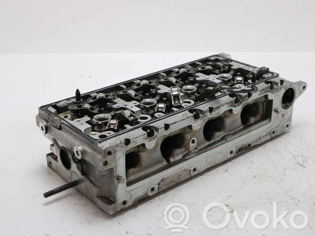 Volkswagen Golf VII Engine head 