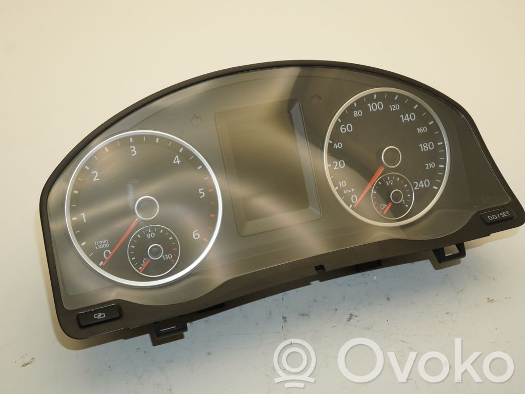 Volkswagen Tiguan Vitezometru (grup de instrumente) 
