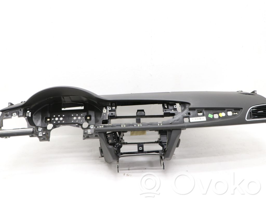 Audi A6 S6 C7 4G Panelė 