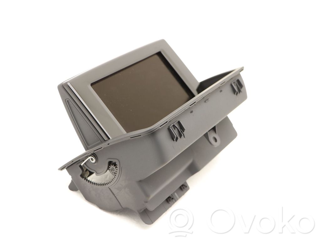 Audi Q3 8U Screen/display/small screen 