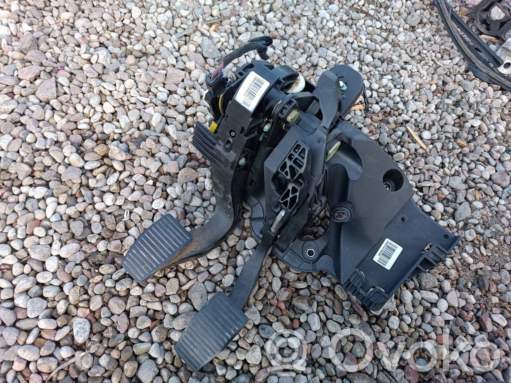 Pedal assembly