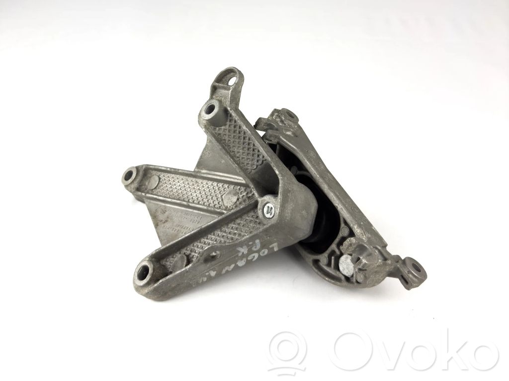 Dacia Logan I Gearbox mounting bracket 