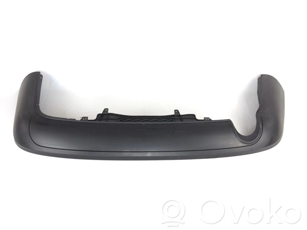 Volkswagen PASSAT B6 Listwa dolna zderzaka tylnego 