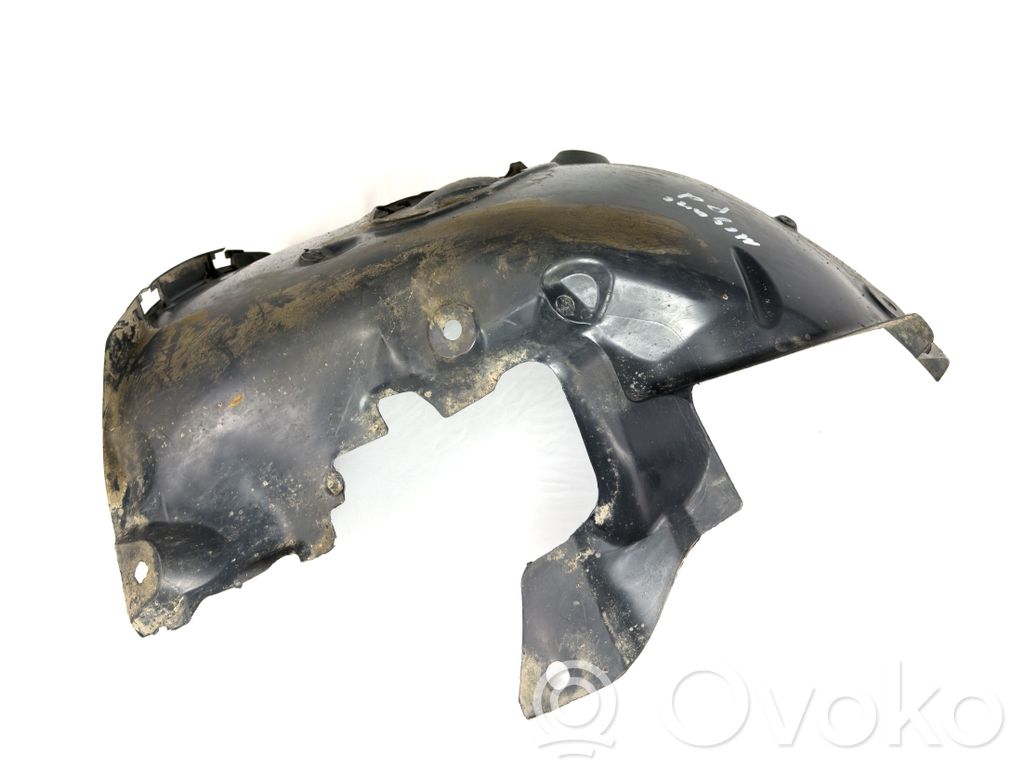 Renault Megane II Nadkole przednie 