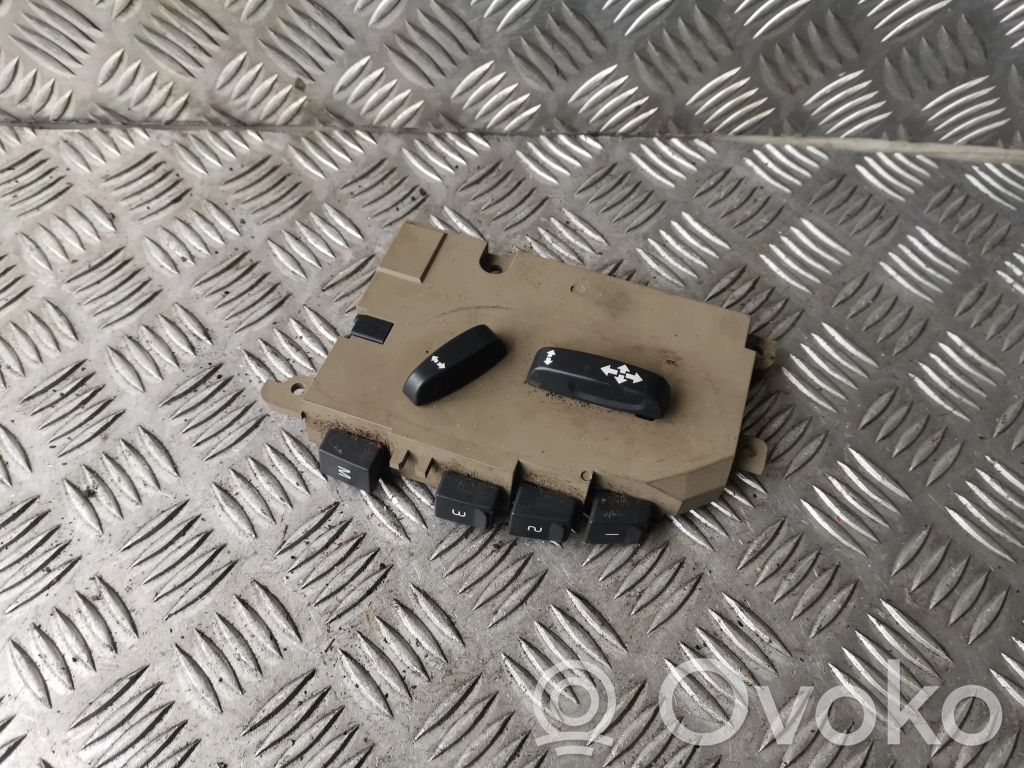 Seat control switch   30659873