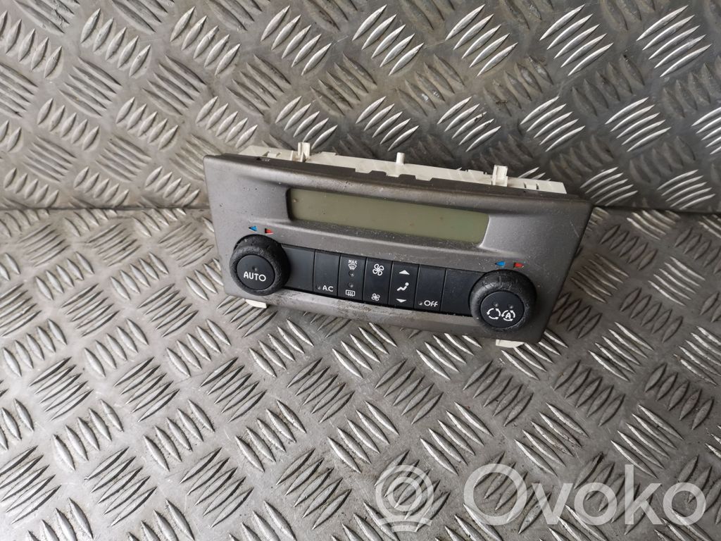 Renault Laguna II Climate control unit 