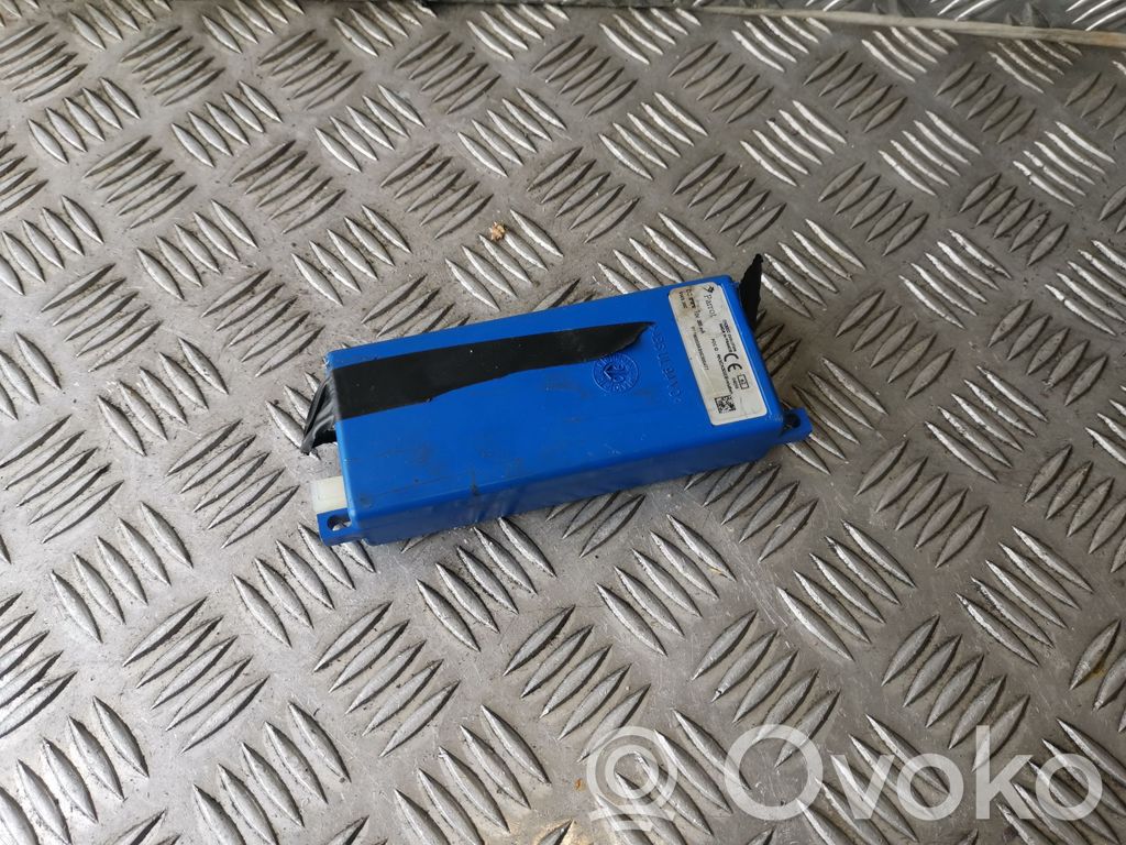 Volkswagen Touran I Hands-free kit 