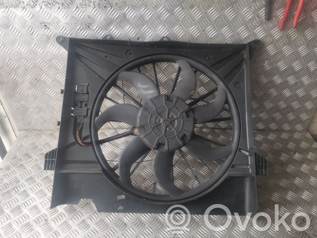 Volvo XC90 Elektryczny wentylator chłodnicy 